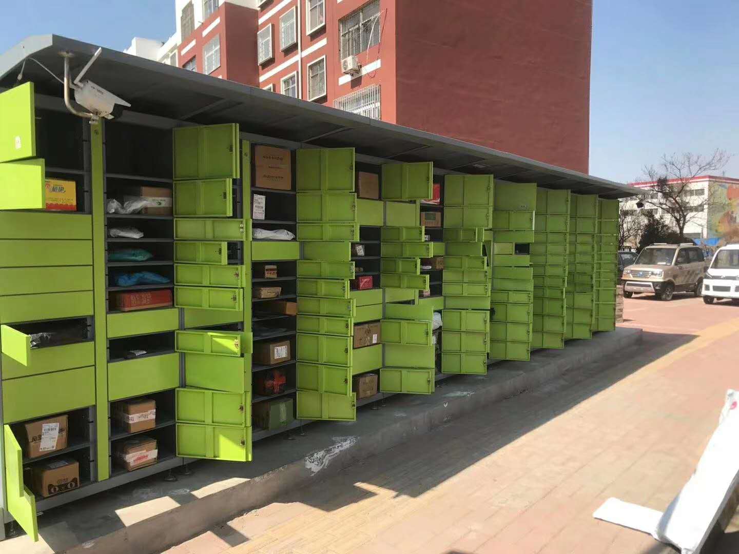 快遞小哥為什么會為快遞柜買單？